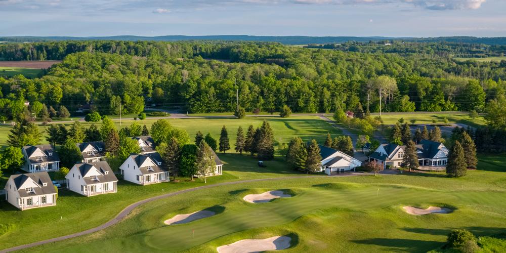 Crooked Tree - Holes #9 and #18