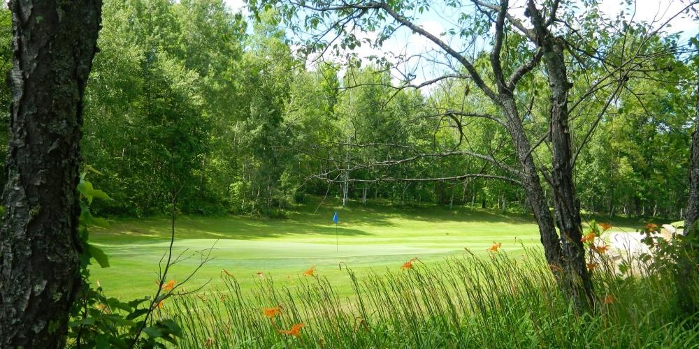 Pinewood Country Club