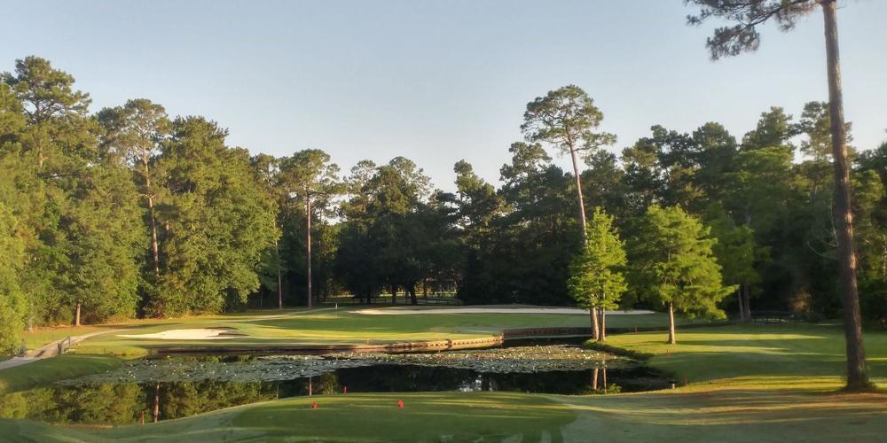 Golf Course Overview: Diamondhead Country Club