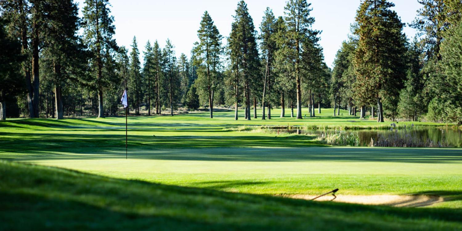 Bend Golf Club Prospers from City's New Hotspot Popularity