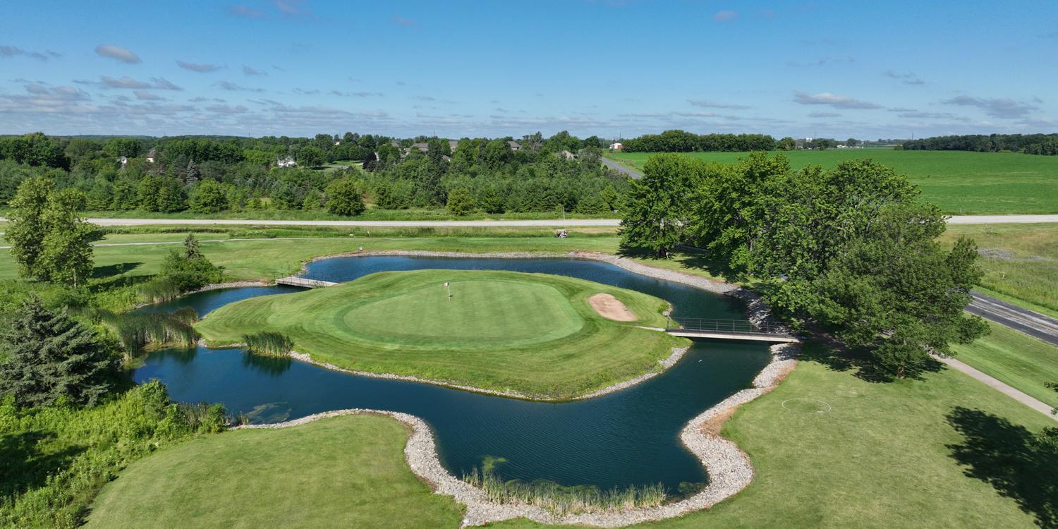 Famous Island Green - Hole #12