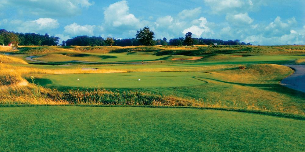 Golf Course Overview: Noble Hawk Golf Links