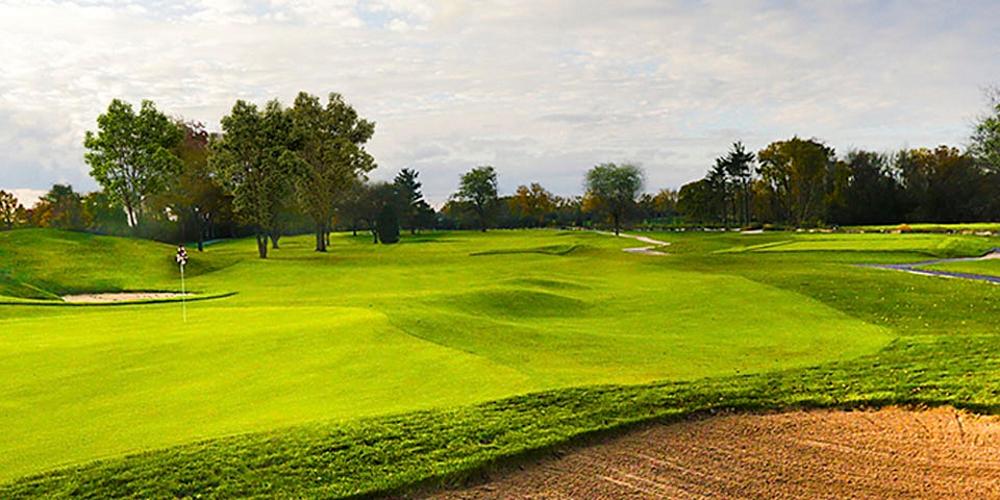 Sunset Valley Golf Club in Highland Park, Illinois