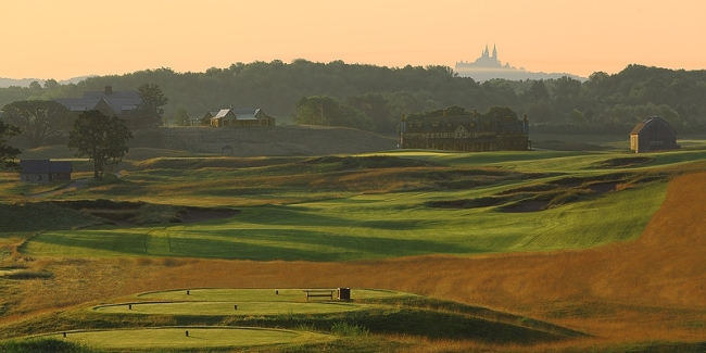 Erin Hills #18