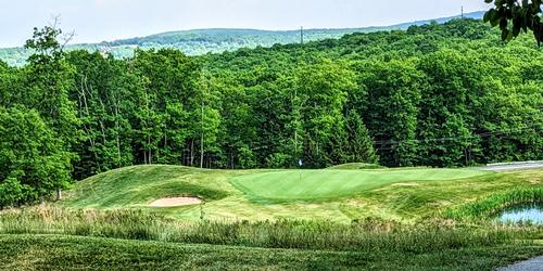 Poconos is a good place to get a taste of mountain golf