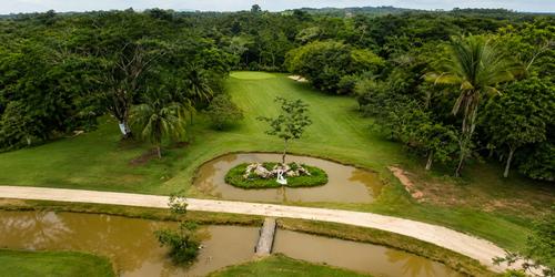 Roaring River: Is Belize's Only Golf Course Worth the Detour?