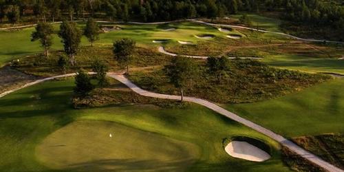 The Loop Golf Course Review