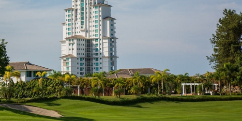 Bijao Beach Club & Golf Resort
