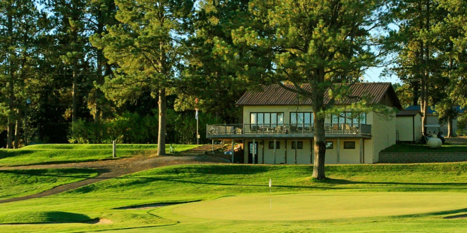 Tomahawk Country Club
