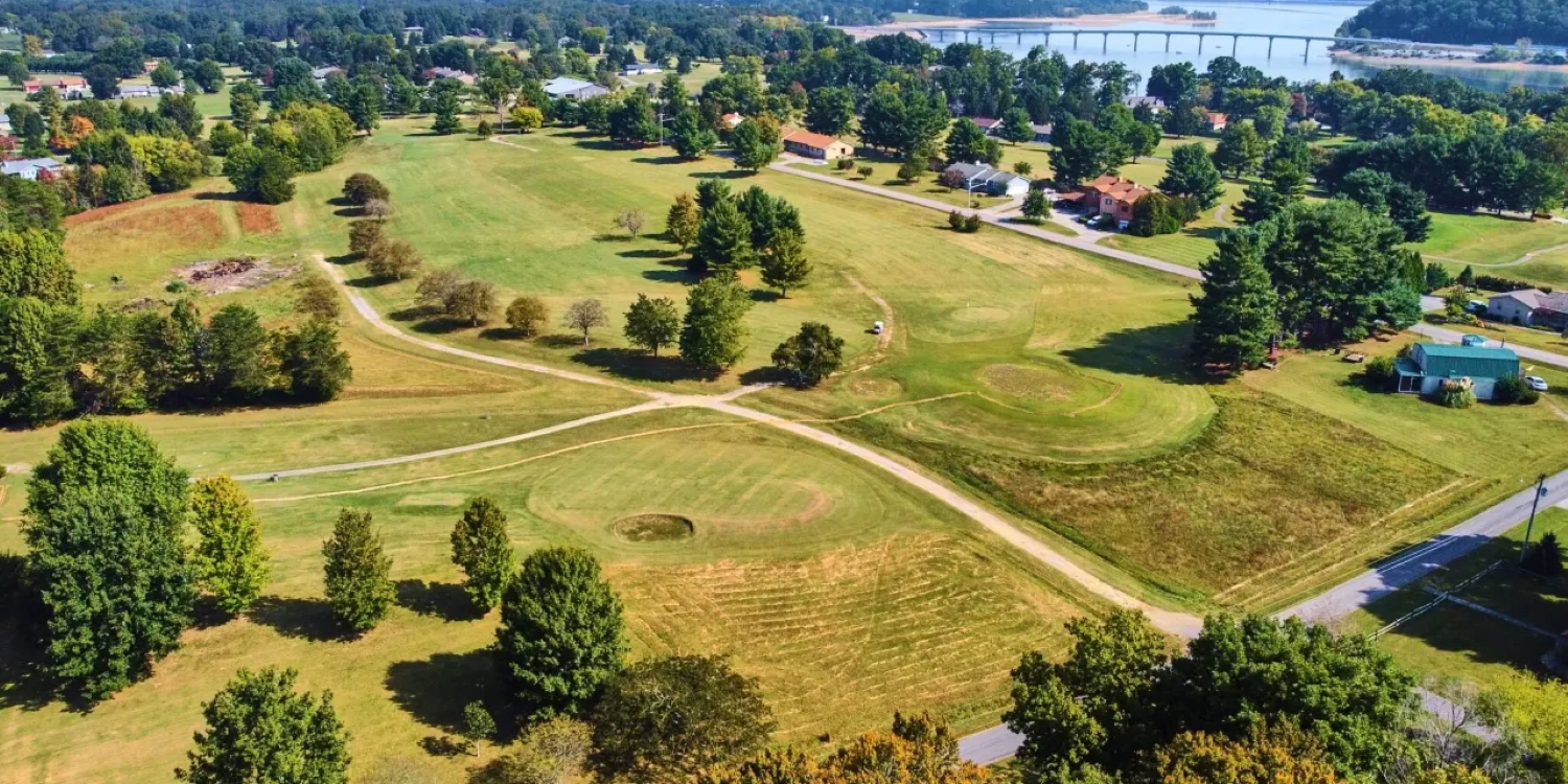 Lakeland Golf Course of Baneberry