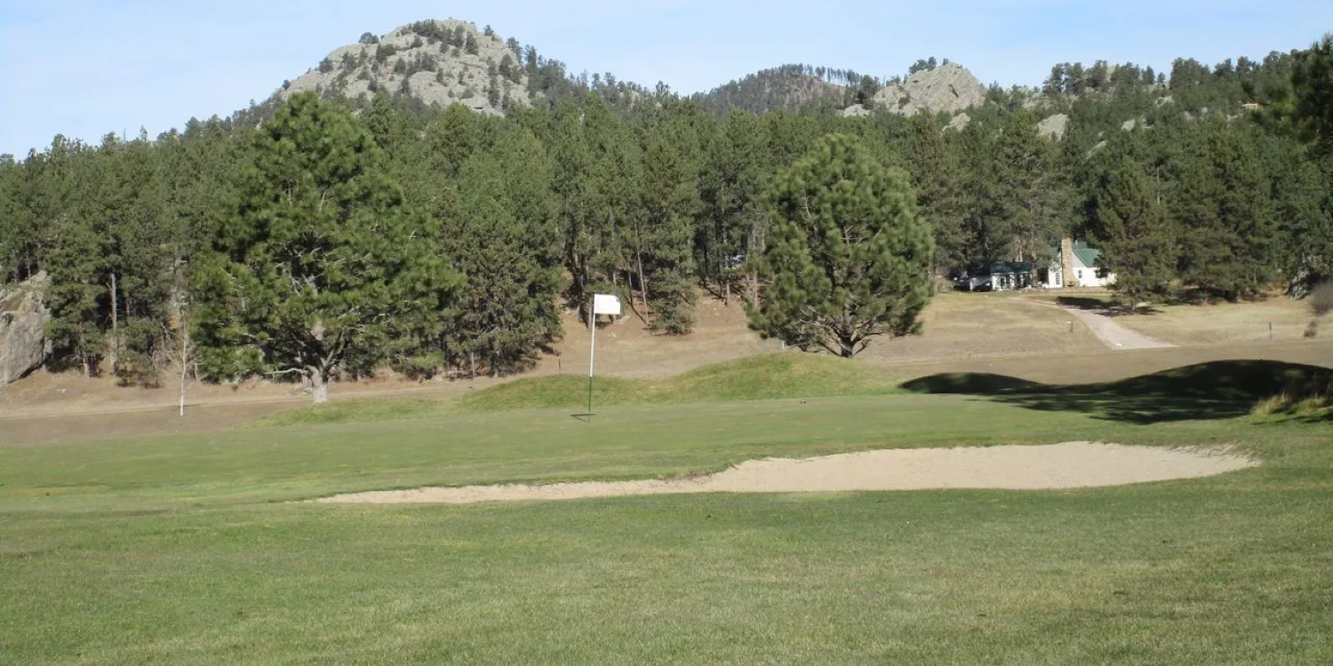 Rocky Knolls Custer Golf Club