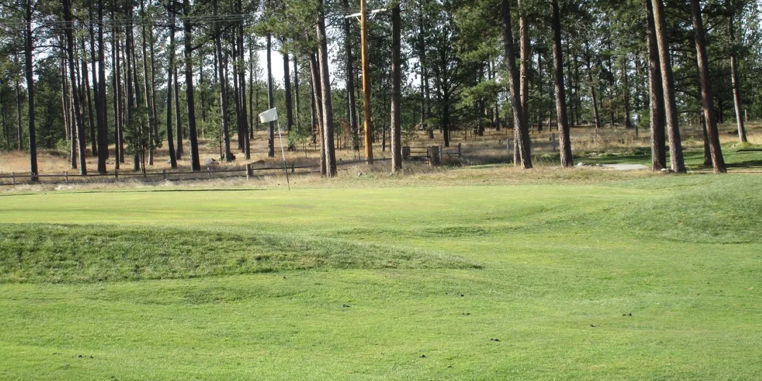 Rocky Knolls Custer Golf Club