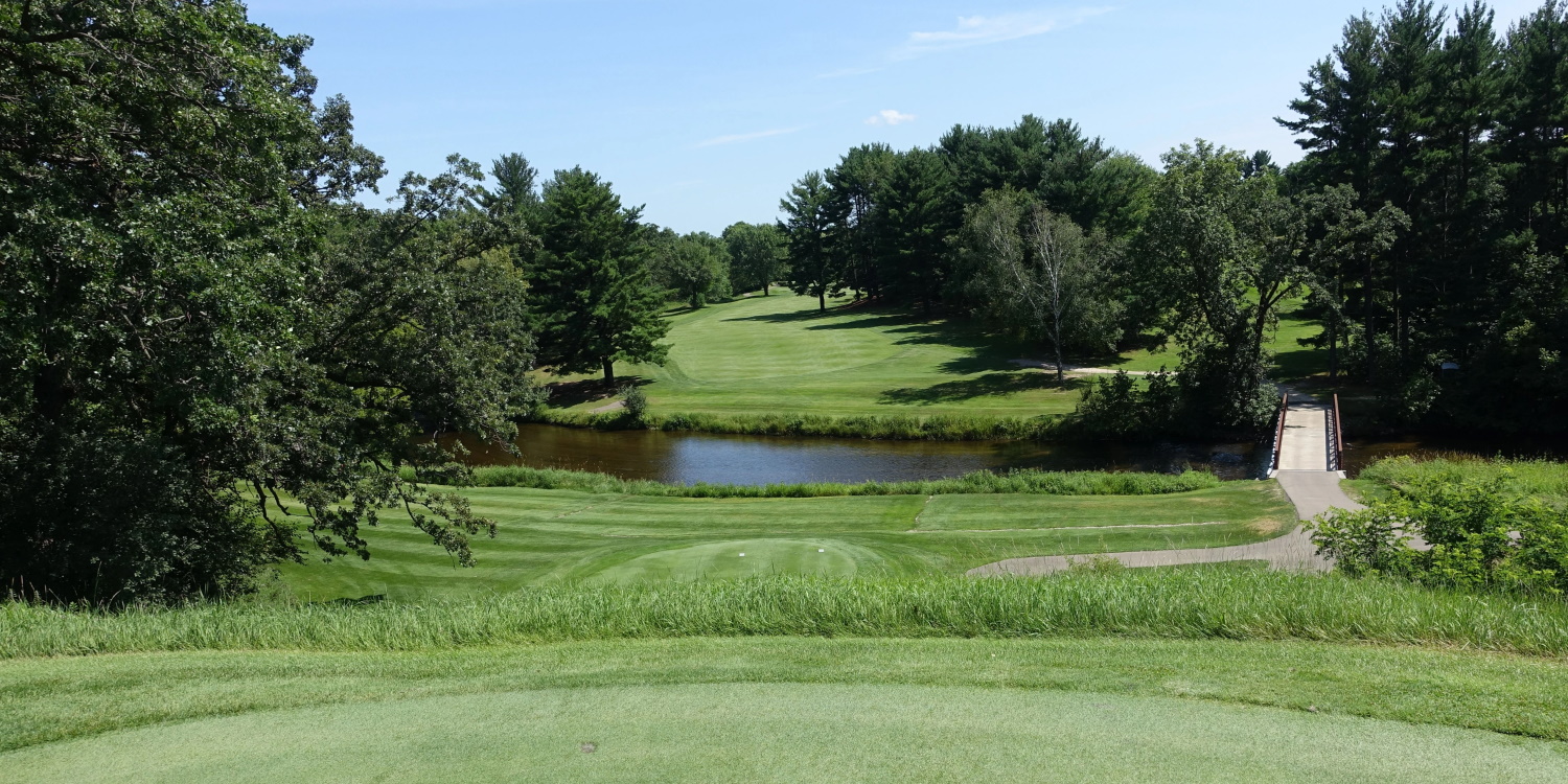 Waupaca Country Club