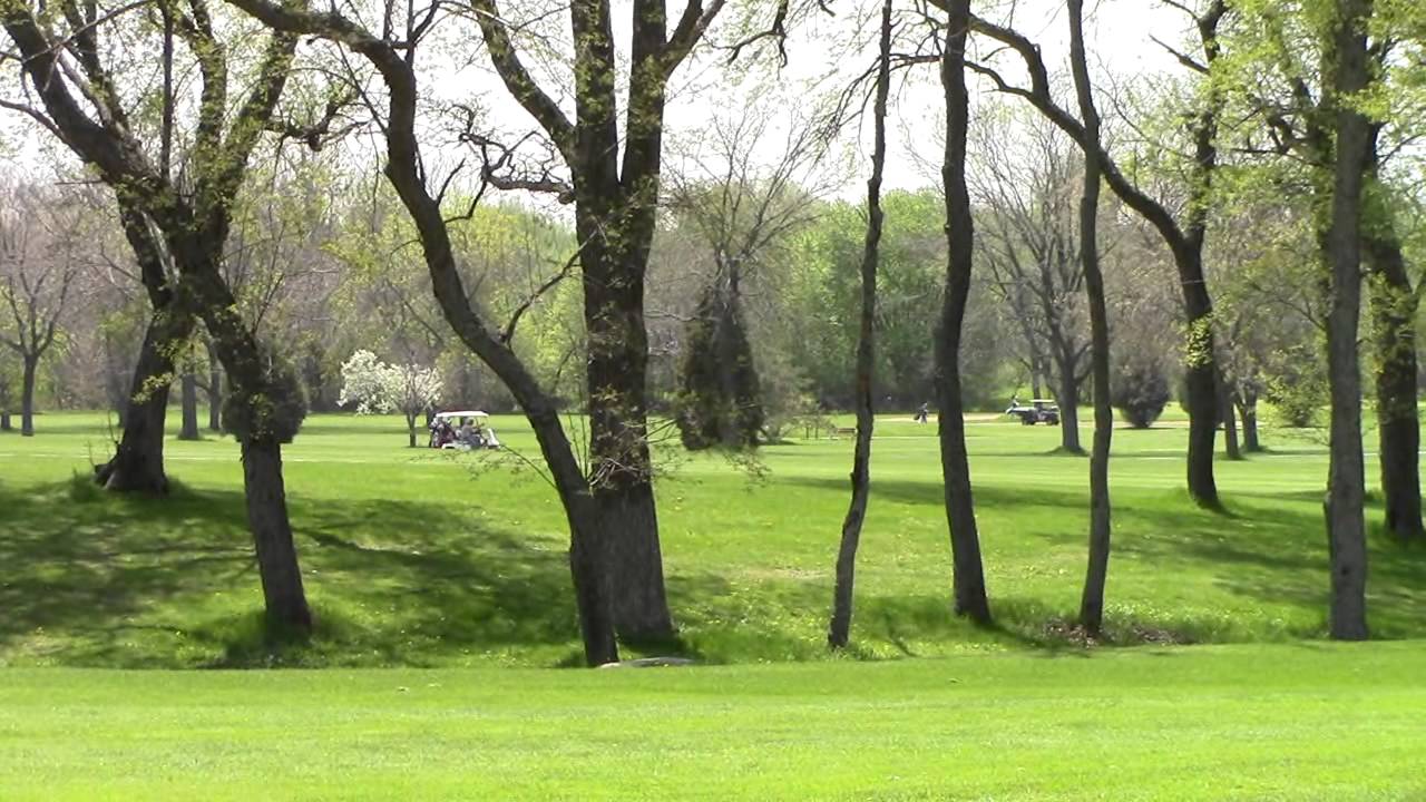 A Day and Night at Coachman's Golf Resort