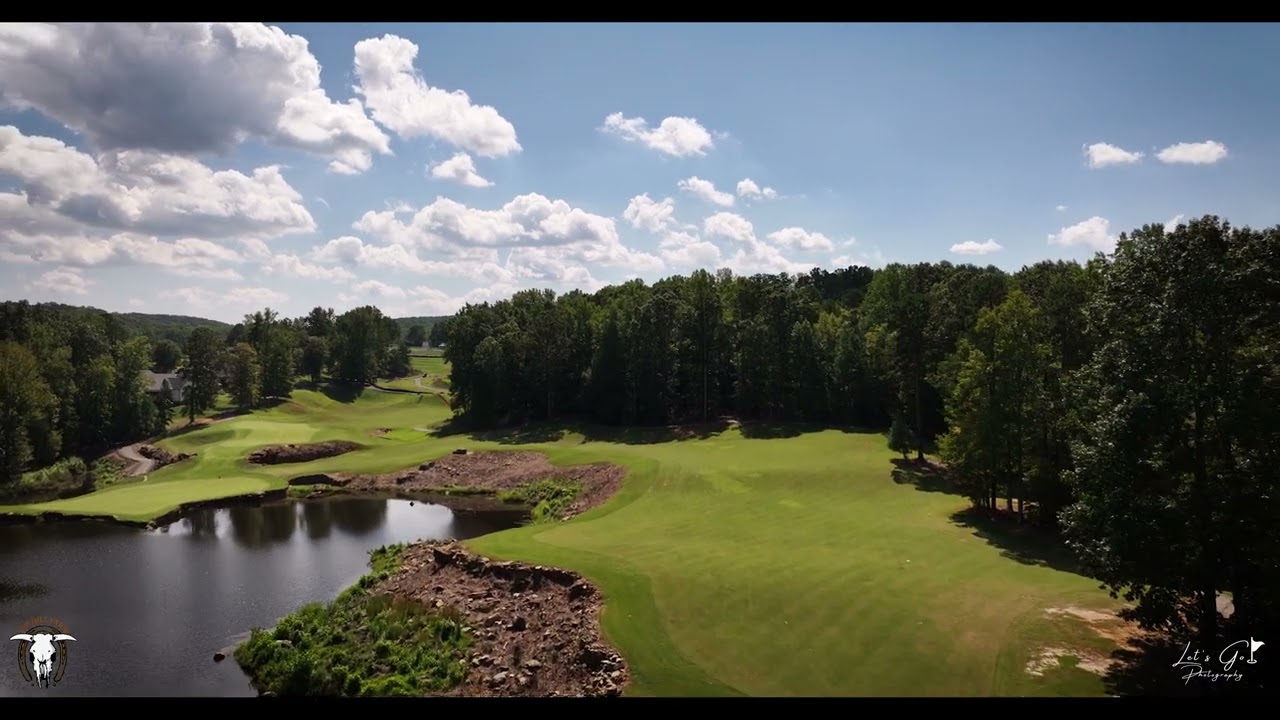 Tot Hill Farm Golf Club - 12th Hole Flyover (4K)